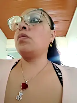 Dominique Montenegro online show from 02-18-25, 07:19