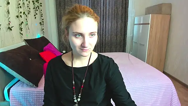 Miss Elsa  online show from 02-17-25, 02:42