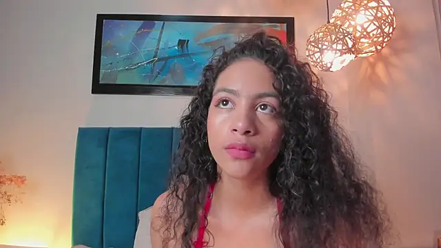 Snapshot of AntonellaHall_ chatting on 11-05-25, 12:08 AntonellaHall online show from 11-05-25, 12:08