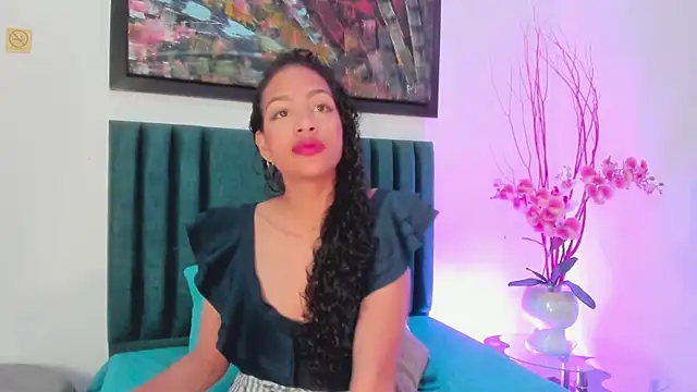 Snapshot of AntonellaHall_ chatting on 02-27-25, 12:12 AntonellaHall  online show from 02-27-25, 12:12
