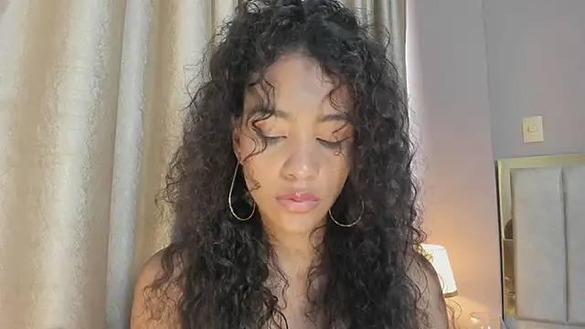 AntonellaHall  online show from 03-13-26, 07:19