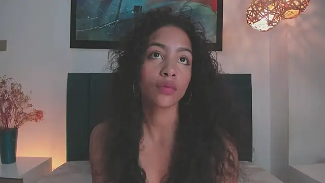 Snapshot of AntonellaHall_ chatting on 09-16-25, 12:06 AntonellaHall  online show from 09-16-25, 12:06