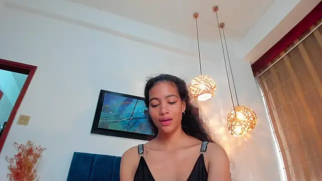 Snapshot of AntonellaHall_ chatting on 02-04-25, 03:15 AntonellaHall  online show from 02-04-25, 03:15