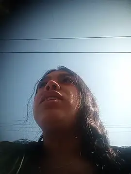 Laiia Page online show from 12-15-25, 01:28