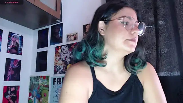 Snapshot of gigiqueen_18 chatting on 06-05-26, 08:25 gigiqueen 18 online show from 06-05-26, 08:25