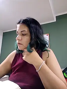 gigiqueen 18 online show from 03-19-26, 02:39