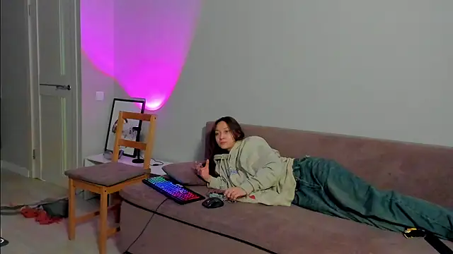 EllaSky xoxo online show from 02-01-25, 01:02