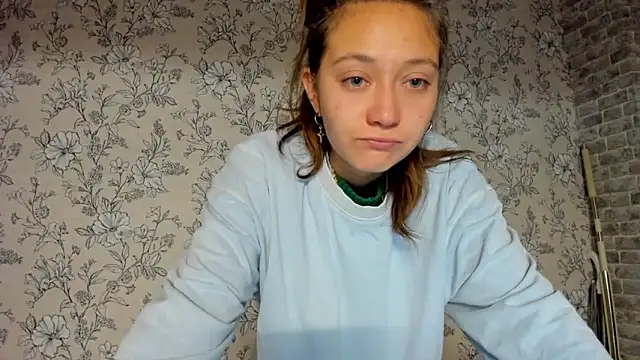 EllaSky xoxo online show from 10-05-25, 06:42