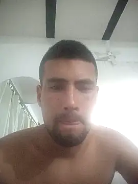 Snapshot of andres599 chatting on 01-08-25, 10:06 andres599 online show from 01-08-25, 10:06