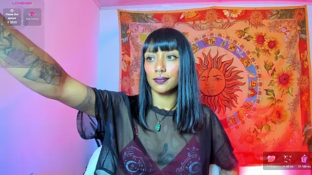 Snapshot of Demeter__ chatting on 05-01-26, 11:43 Demeter online show from 05-01-26, 11:43