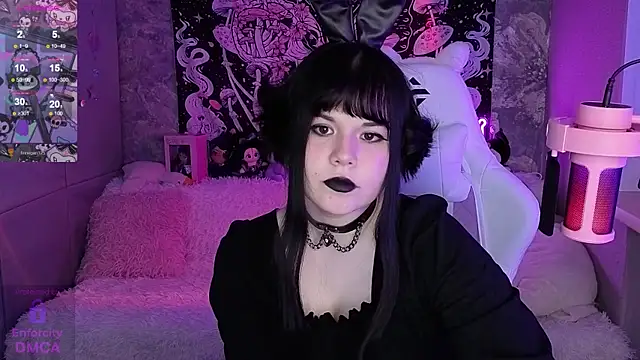 ClaireFaers  online show from 11-21-25, 08:08