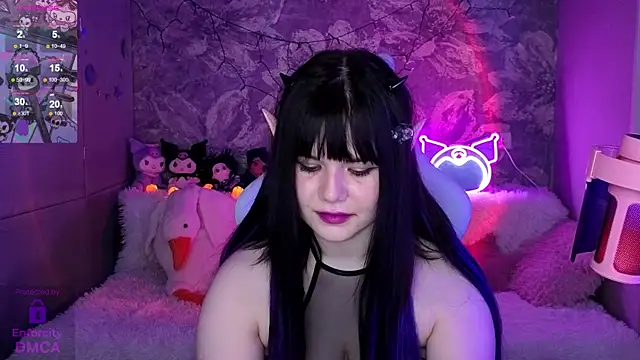 ClaireFaers  online show from 10-29-25, 09:14