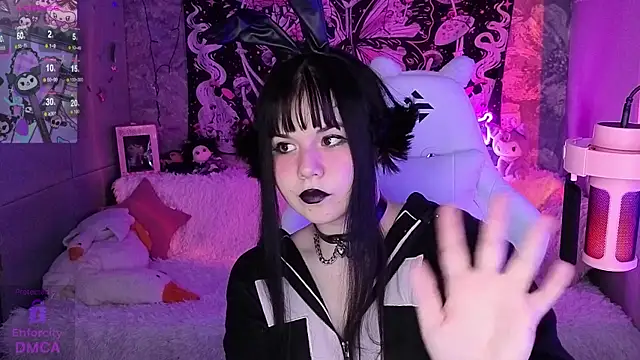 ClaireFaers  online show from 11-24-25, 05:57