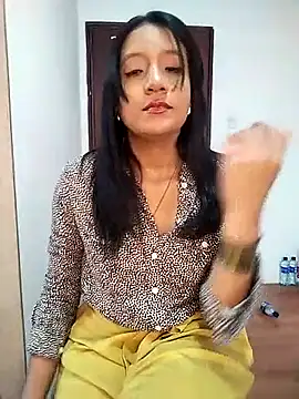 Snapshot of cami_victoria chatting on 09-29-25, 01:17 cami victoria online show from 09-29-25, 01:17