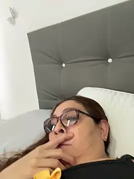 AntonellaAlondra4 online show from 03-30-26, 01:12