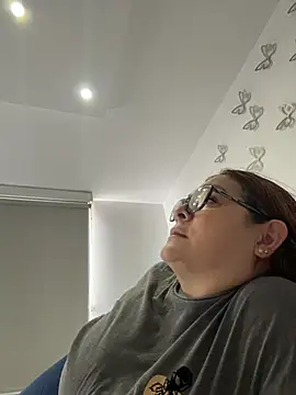 AntonellaAlondra4 online show from 05-04-26, 03:59