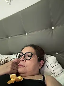 AntonellaAlondra4 online show from 05-30-26, 12:33