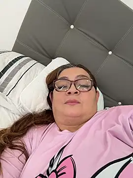 AntonellaAlondra4 online show from 05-02-26, 02:33