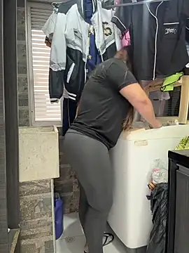 AntonellaAlondra4 online show from 02-22-26, 07:15