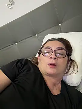 AntonellaAlondra4 online show from 02-18-26, 03:15