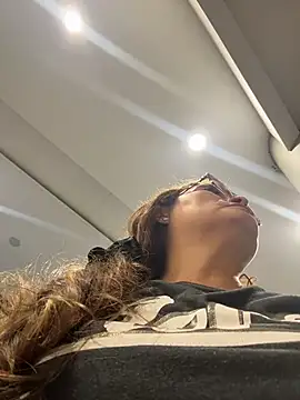 AntonellaAlondra4 online show from 04-05-26, 01:01