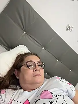 AntonellaAlondra4 online show from 02-25-26, 03:07