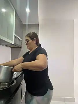 AntonellaAlondra4 online show from 03-24-26, 02:06