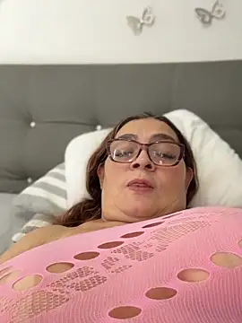 AntonellaAlondra4 online show from 04-22-26, 04:25