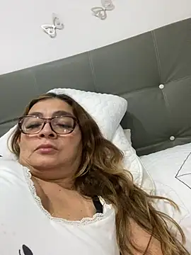AntonellaAlondra4 online show from 03-02-25, 12:03