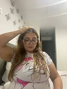 AntonellaAlondra4 online show from 03-08-25, 04:56