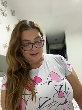 AntonellaAlondra4 online show from 02-25-25, 04:24
