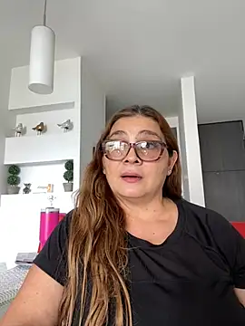 AntonellaAlondra4 online show from 02-17-25, 06:50