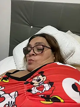 AntonellaAlondra4 online show from 03-04-25, 04:27