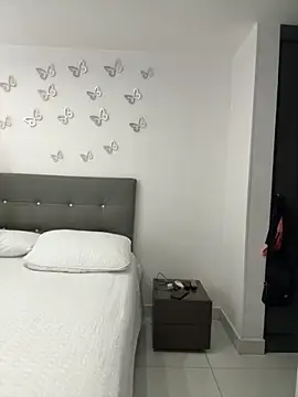 AntonellaAlondra4 online show from 12-01-25, 02:29