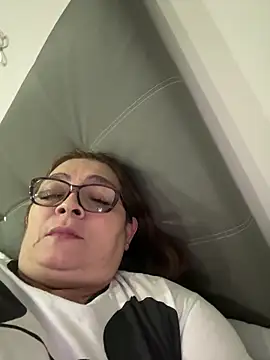 AntonellaAlondra4 online show from 09-10-25, 04:11