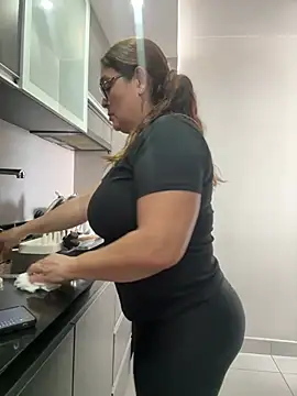 AntonellaAlondra4 online show from 01-17-26, 03:37