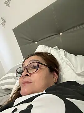 AntonellaAlondra4 online show from 10-07-25, 11:44