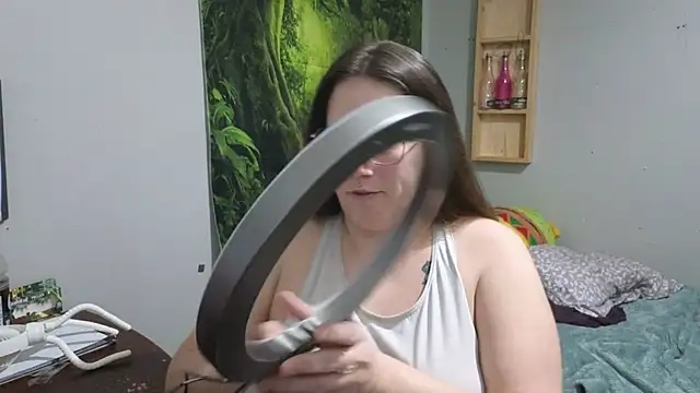 ThickGirlsDoItBetter online show from 02-04-25, 04:37