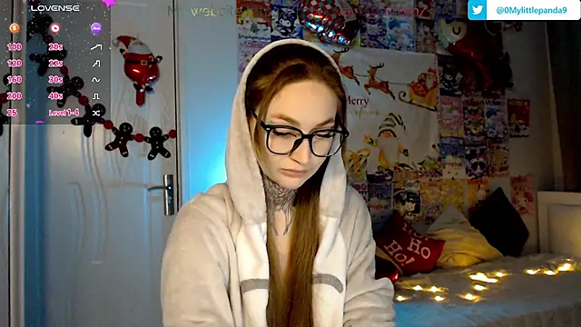 Snapshot of Milky_way_UwU chatting on 12-22-24, 02:49 Milky way UwU online show from 12-22-24, 02:49