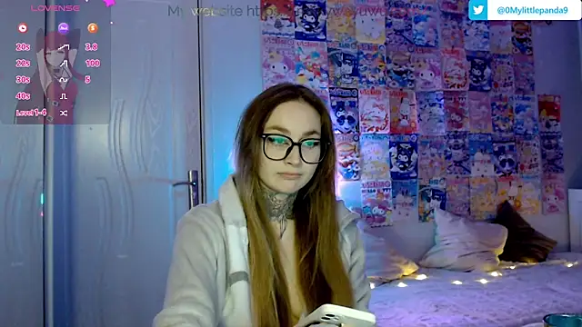 Snapshot of Milky_way_UwU chatting on 12-15-24, 01:13 Milky way UwU online show from 12-15-24, 01:13