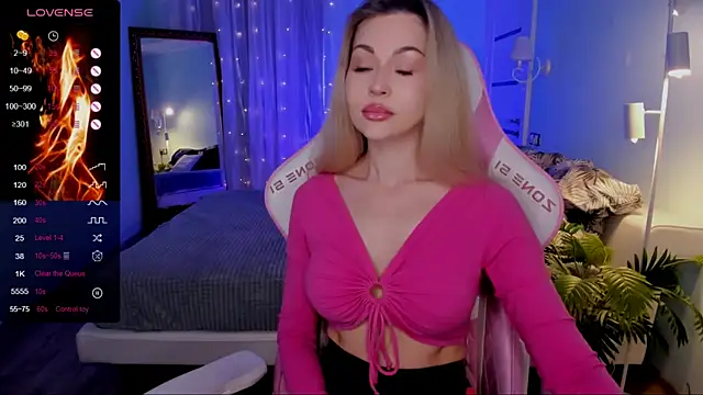 AdeleRoberts online show from 05-18-26, 02:01