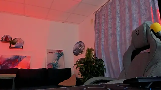 NielletaBlossom online show from 02-12-26, 02:44