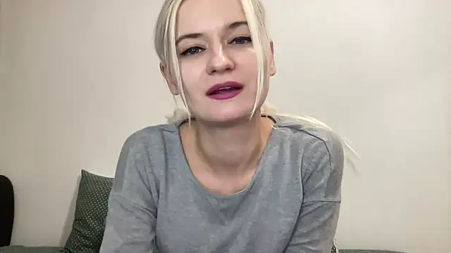 Onika Love online show from 11-24-25, 10:54