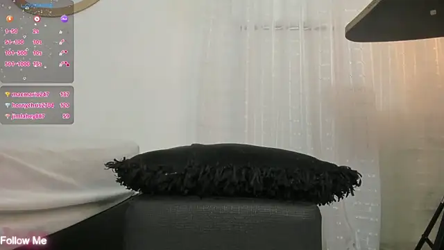 Snapshot of sweetnaughty_candy chatting on 02-28-25, 06:31 sweetnaughty candy online show from 02-28-25, 06:31