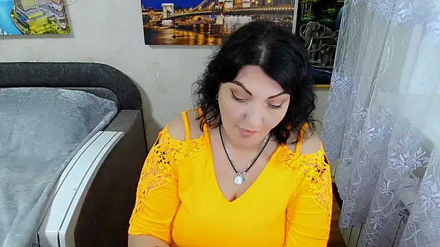 Lady Boom Wild  online show from 10-10-25, 02:40