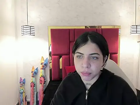 Snapshot of Violet_m chatting on 10-04-25, 12:07 Violet m online show from 10-04-25, 12:07