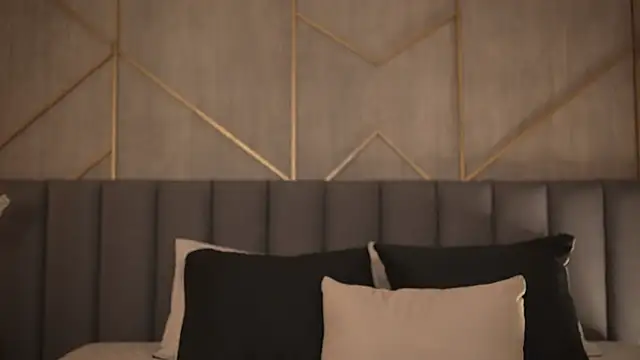 miia blake online show from 12-17-25, 10:26