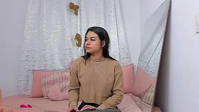 Lori Evanss online show from 04-04-26, 12:17