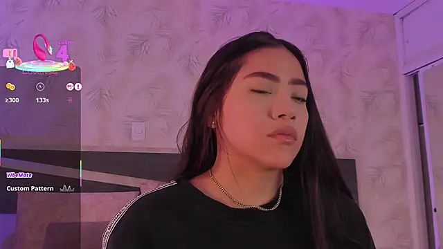 nicolle pierce online show from 03-06-26, 01:39