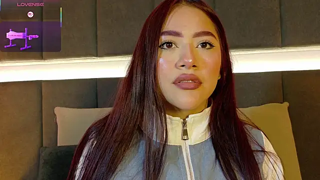 nicolle pierce online show from 04-12-26, 10:51